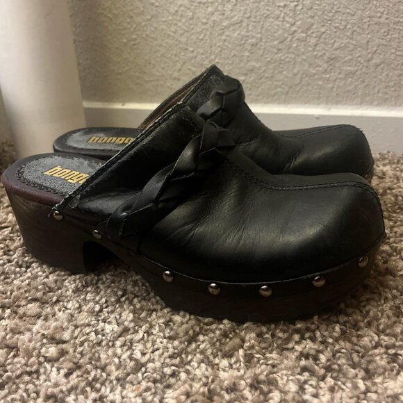 BONGO Women's Black Clogs - Picture 1 of 4